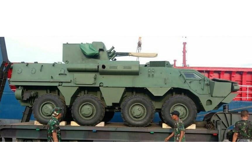 Ukraine Looks to Build BTR-4 APC in Indonesia