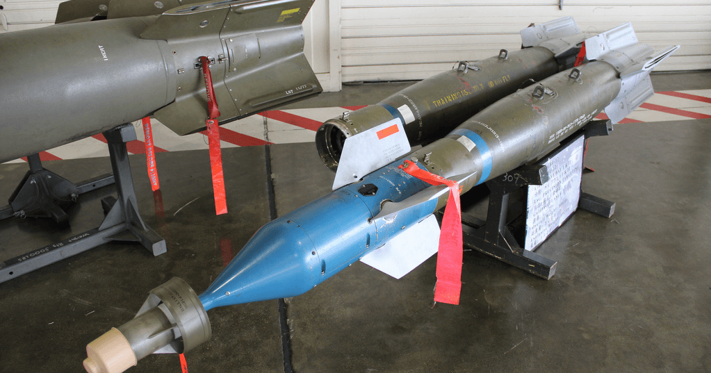 SU-30MKM Qualified to Drop GBU-12 PAVEWAY II Laser Guided Smart Bomb