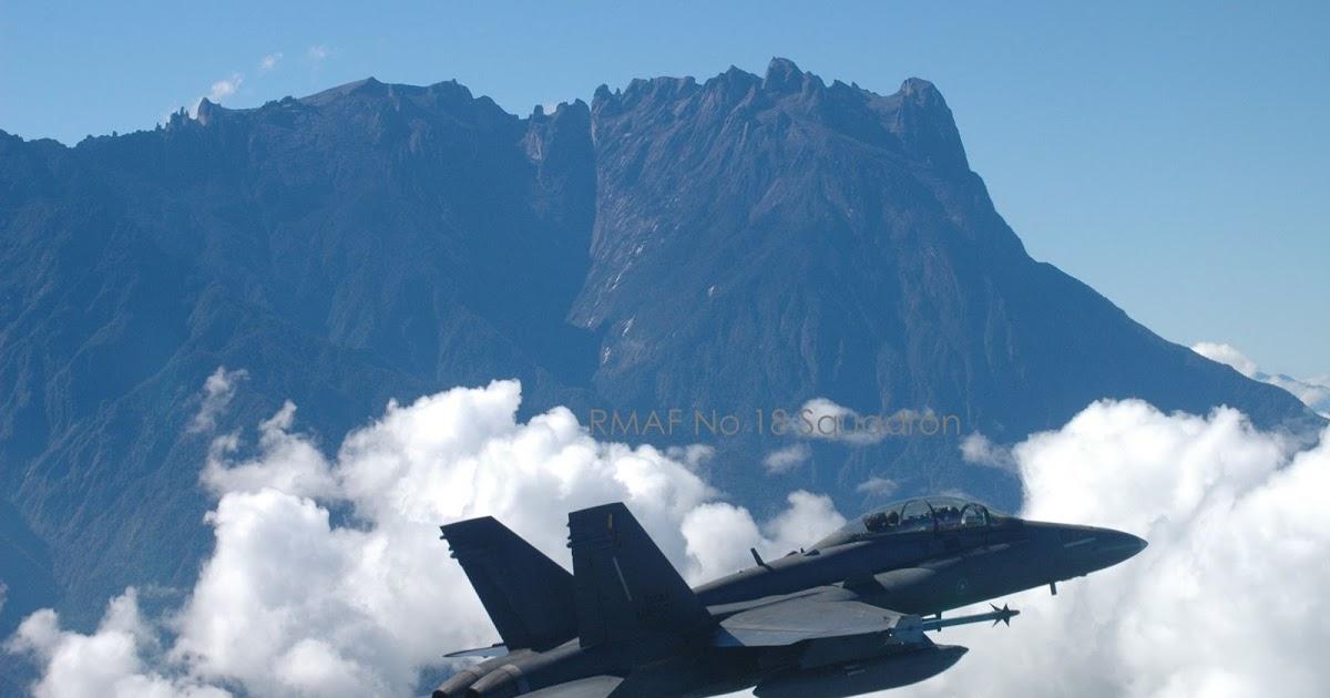 Malaysia Completes F/A-18D Hornet Upgrade (1)
