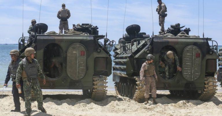 PH Marines Train to Maneuver Amphibious Assault Vehicles in Japan
