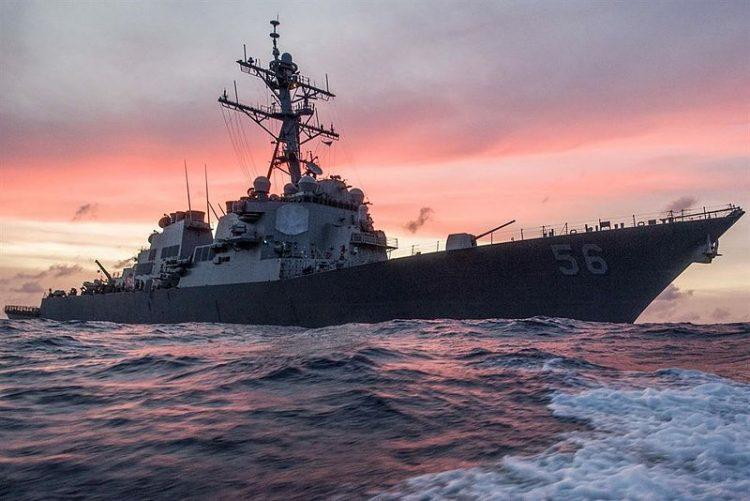 Destroyer Amerika Serikat Tabrakan, 10 Pelaut Hilang, 5 Terluka