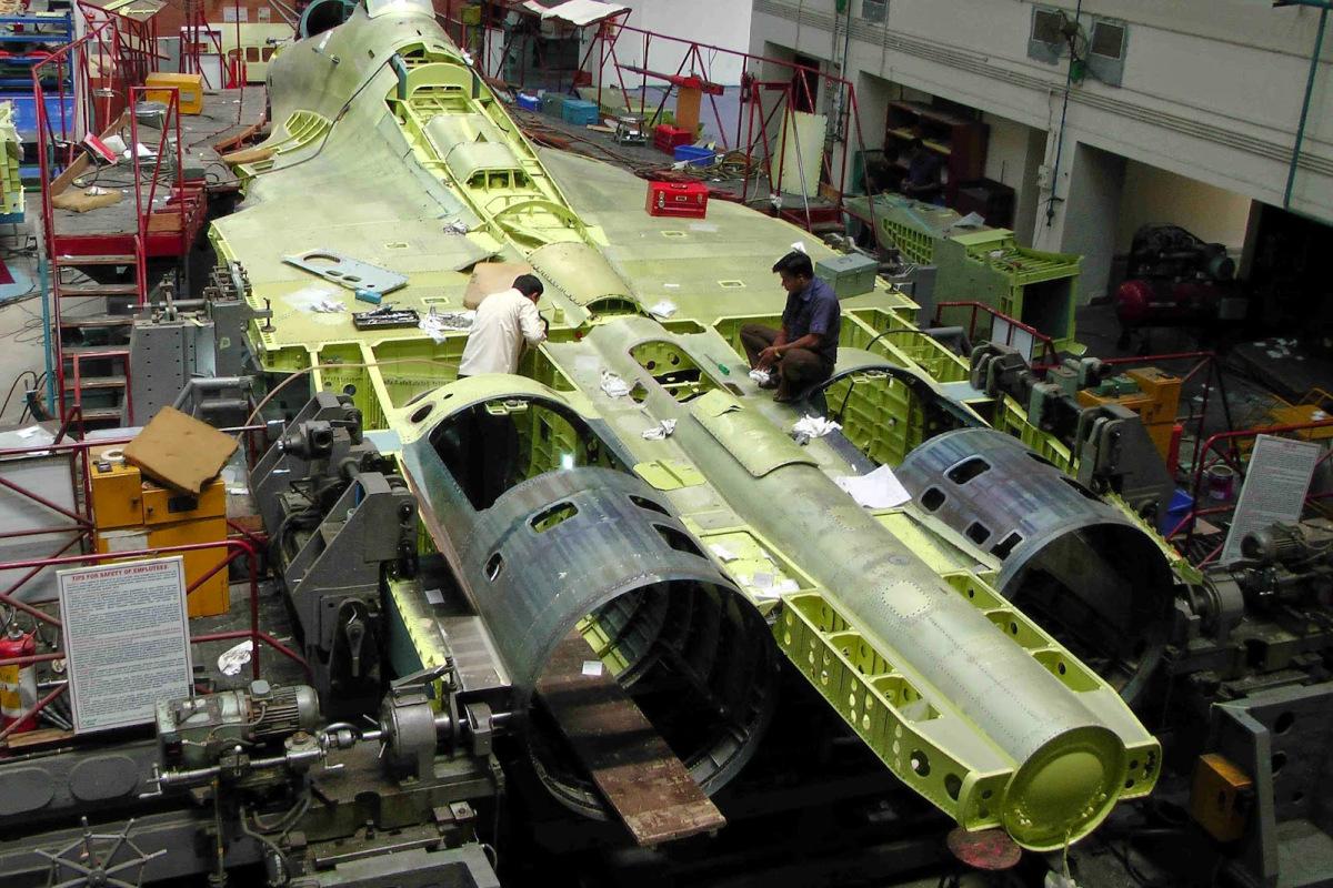 Pembelian Su-35 Termasuk ToT dan Fasilitas Perawatan Jet Tempur (MRO)