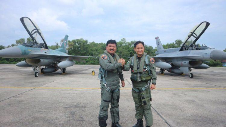 Kasau Indonesia-Singapura Joint Fly-Past RISING 50