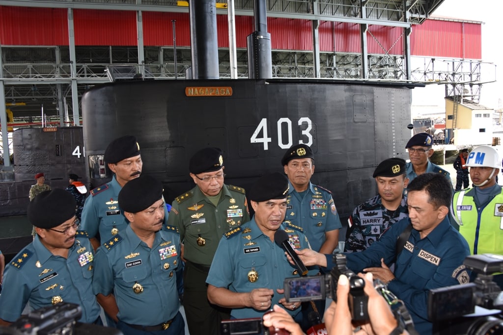 TNI AL Pamerkan Arsenal | LANCER CELL