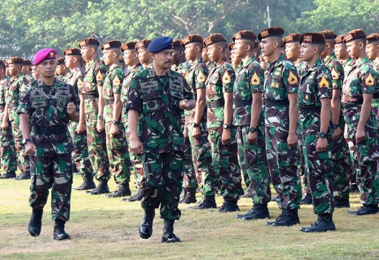 AAL Kirim 240 Taruna Ikuti HUT Ke-72 TNI
