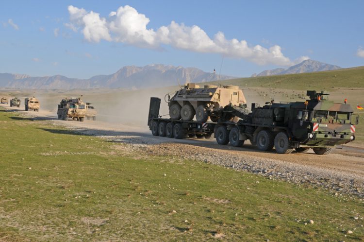 Pembom Bunuh Diri Serang Rombongan Nato di Kabul