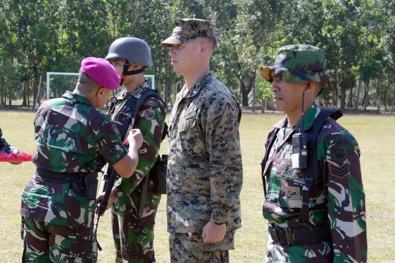 Marinir Indonesia – Amerika Serikat Gelar Latihan Bersama di Situbondo