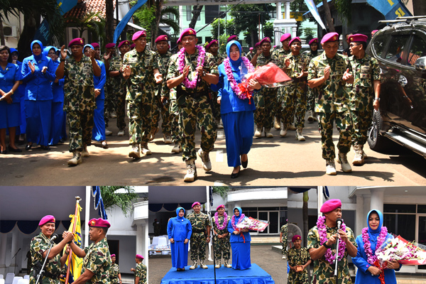 Tradisi Lepas Sambut Komandan Pangkalan Marinir Jakarta