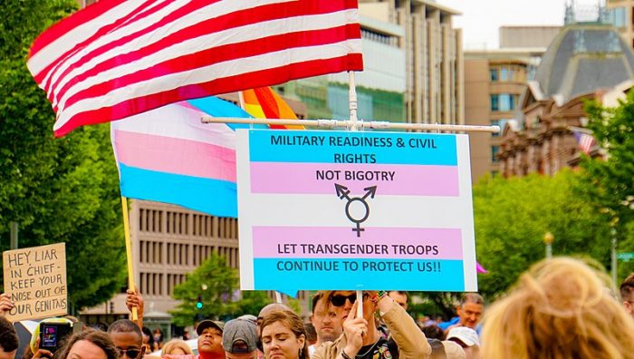 Tahun 2018, Militer AS Akan Mulai Rekrut Transgender