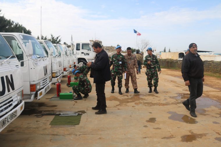 Tim UNIFIL Periksa Perlengkapan Pasukan Garuda Indobatt