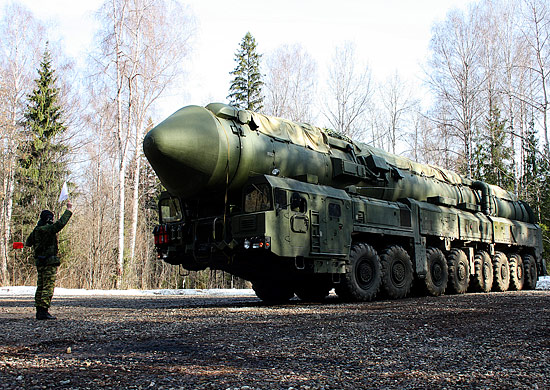 Militer Rusia Berlatih Ubah Posisi ICBM Yars