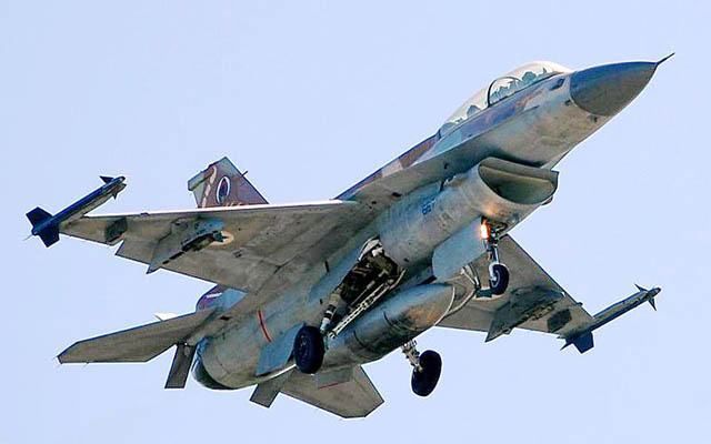 Kroasia Beli 12 F-16D Bekas Israel Seharga $ 500 Juta