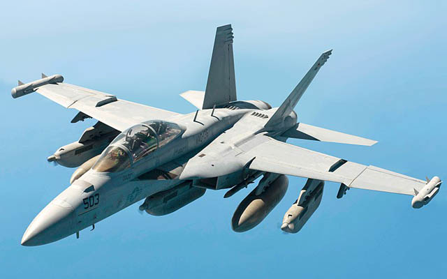 EA-18G Growler Berperan Sebagai Agressor Lawan F-22