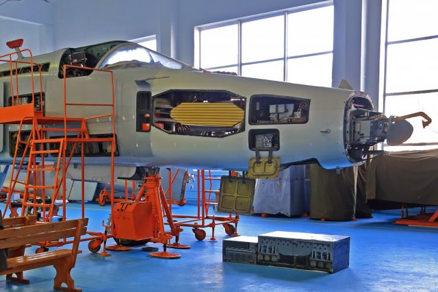 Pabrik Odessa Tawarkan Paket Upgrade Su-24MR