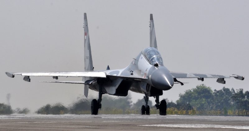 Latihan Penembakan Udara ke Darat Sukhoi Su-27/30