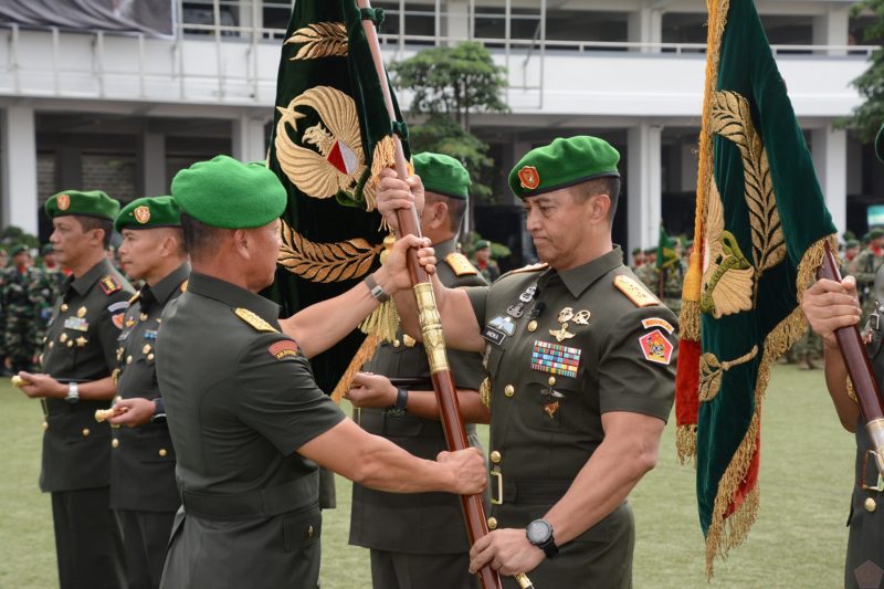 Letjen TNI Andika Perkasa Menjabat Pangkostrad