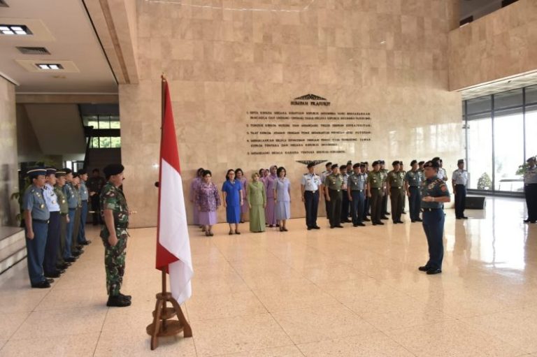 Panglima TNI Terima Laporan Korps Kenaikan Pangkat 27 Pati