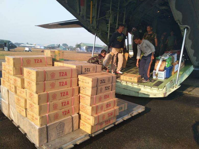 TNI Kirim Bantuan Kemanusiaan ke Pulau Seram