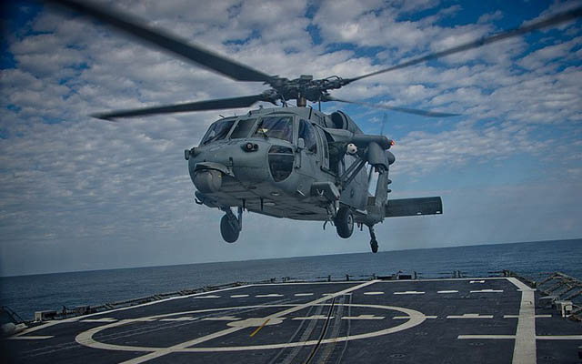 Awak Helikopter US Navy Tewas Akibat Tangki BBM