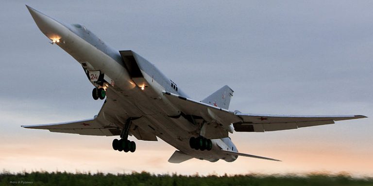 Bomber Strategis Rusia yang tiba-tiba Muncul