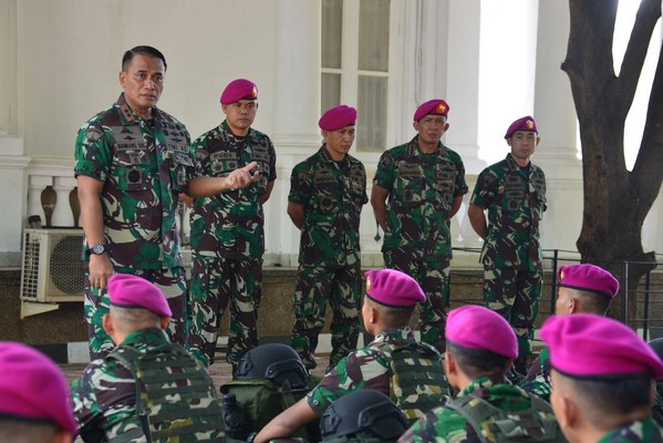Latihan Platoon Exchange Marinir Indonesia-USMC