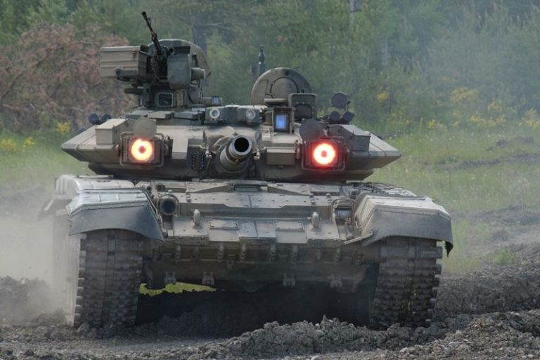 Rusia Tingkatkan Kemampuan Tank T-90