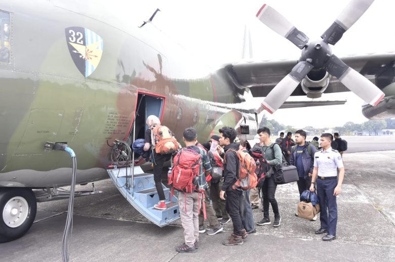 Tiga Hercules C-130 Angkut Relawan dan Logistik ke Lombok