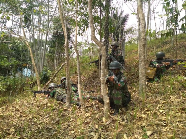 Latihan Bersama Marinir Indonesia – Amerika Serikat