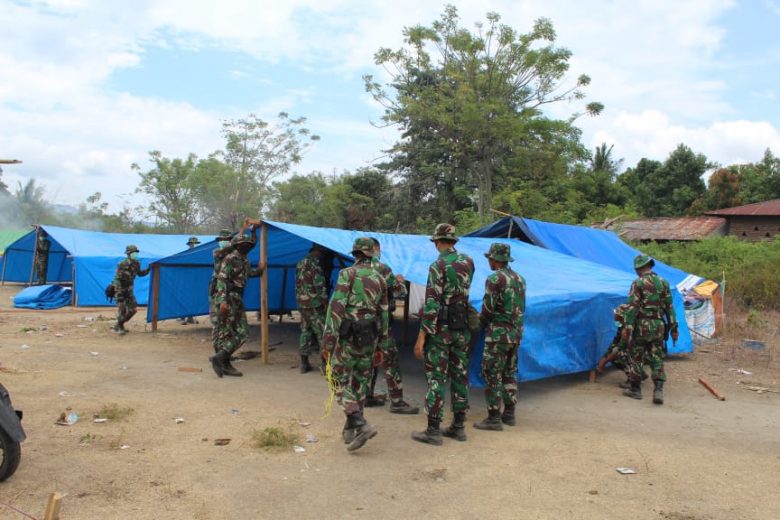 Satgas Divif 3 Kostrad Relokasi Pengungsian di Palu – Militer.or.id