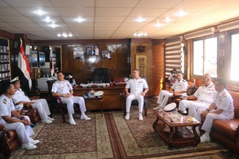 Komandan Satgas MTF TNI Kunjungi Pangkalan AL Port Said Mesir