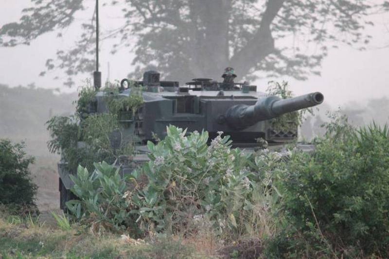 Belasan Tank Leopard 2A4 Yonkav 8 Kostrad Uji Siap Tempur