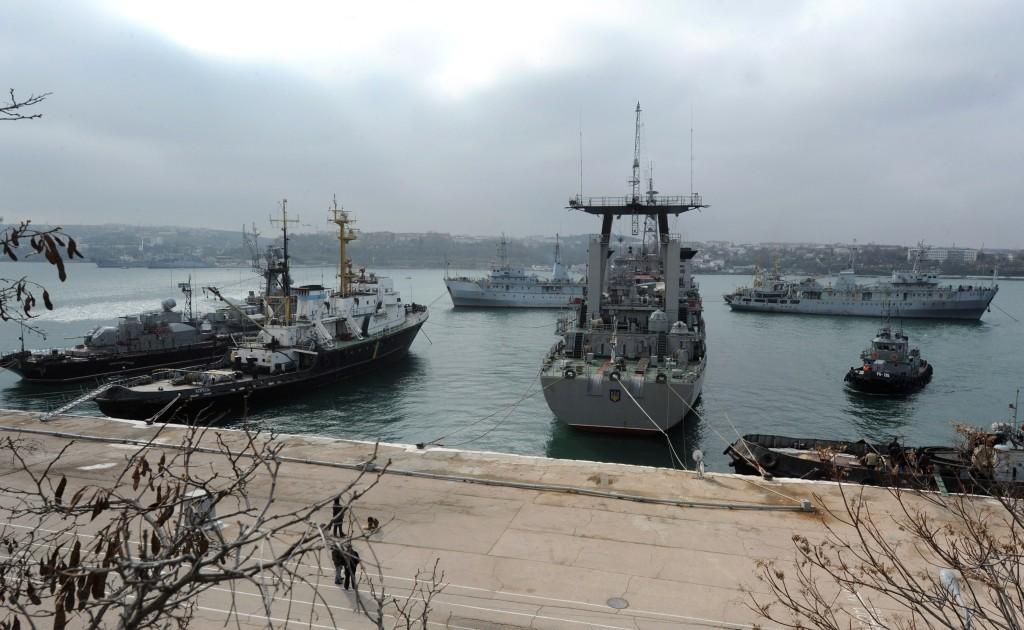 Rusia Blokir Angkatan Laut Ukraina Memasuki Laut Azov