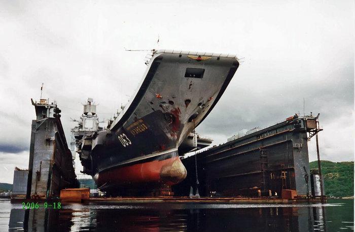 Rusia Tak Punya Lagi Dermaga Kering untuk Menampung Kapal Induk Admiral Kuznetsov
