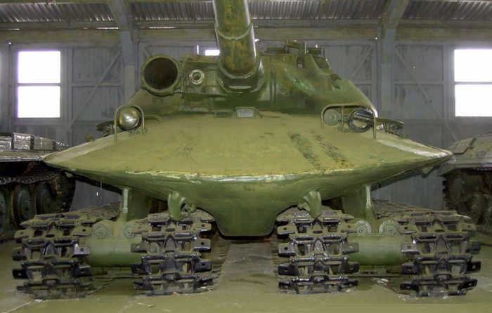 Tank Apa Ini? Kok Bentuknya Aneh Bener