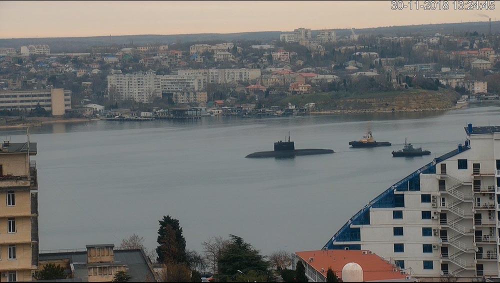 Kapal Selam Rusia Bergerak, Menuju Selat Kerch?