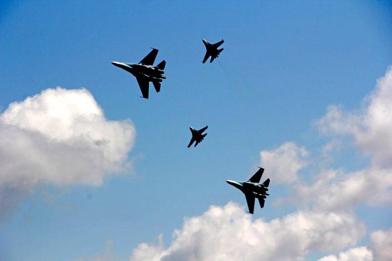 Su-35 Rusia Segera Peragakan Pertempuran Udara