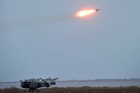 Uji coba sistem pertahanan rudal S-125 Ukraina di Odesa Oblast, Rabu (05122018). Kementerian Pertahanan Ukraina