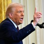 Donald Trump: Tolak Minta Maaf atas Unggahan Video Kontroversial di Tengah Kecaman Publik AS