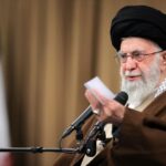 Iran Ancam Tenggelamkan Kapal Perang AS di Tengah Eskalasi Perundingan Nuklir Jenewa