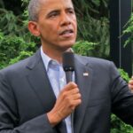 Kecam Konten Rasisme, Barack Obama Tinjau Degradasi Standar Etika di Pemerintahan Donald Trump