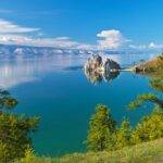 Rusia: Insiden Fatal Minibus di Danau Baikal yang Membeku Tewaskan Delapan Orang