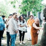 Kunjungi Vihara Mendut, Menbud Fadli Zon Dorong Borobudur Jadi Living Heritage