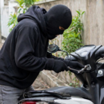 Maling Motor di Cibinong Bogor Kabur Saat Kontrakan Digerebek, Polisi Lakukan Pengejaran