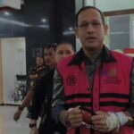 Nadiem Makarim Hadiri Sidang Korupsi Chromebook dengan Tangan Masih Terinfus