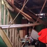 Rumah Warga di Bogor Ambruk Imbas Hujan Deras, Sekeluarga Mengungsi